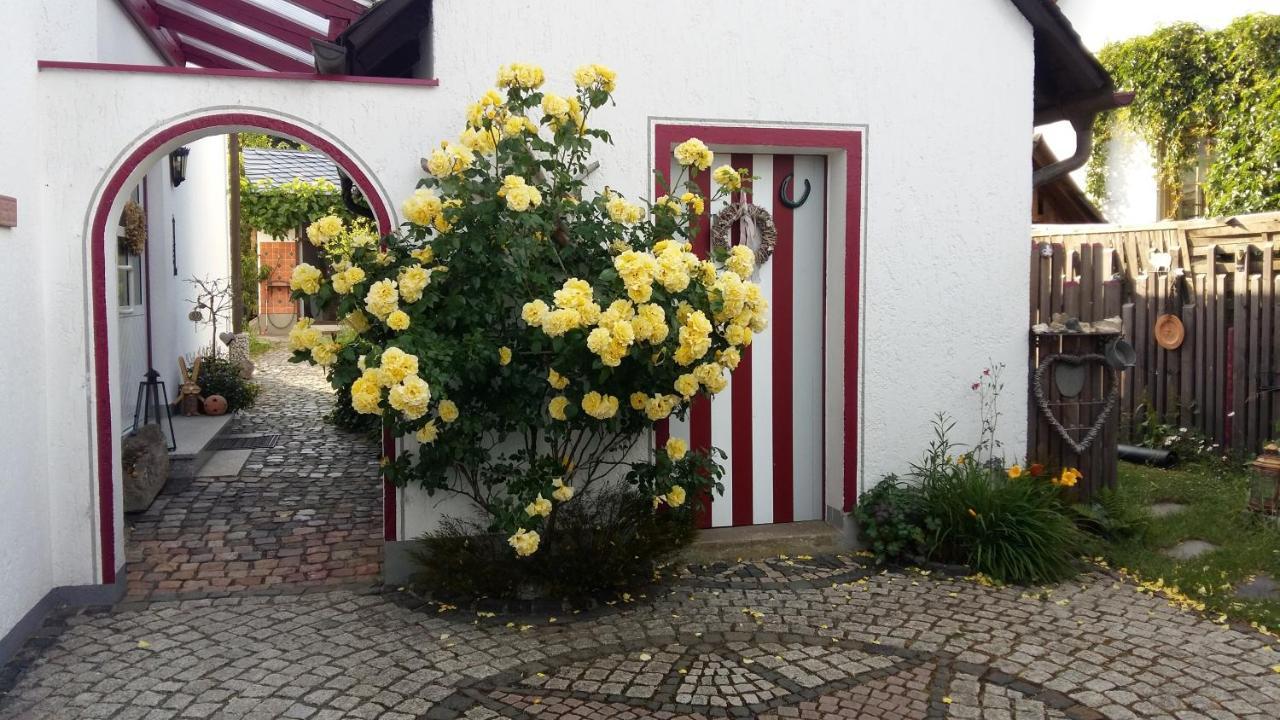 B & B Gaestehaus Schmidt Lichtenberg  Εξωτερικό φωτογραφία