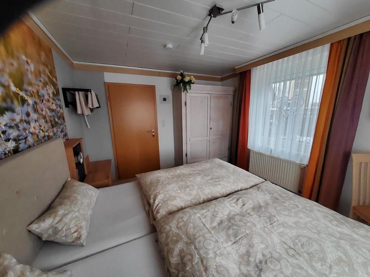B & B Gaestehaus Schmidt Lichtenberg  Εξωτερικό φωτογραφία