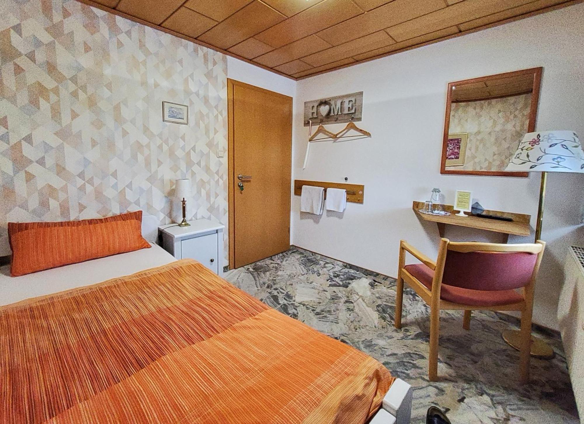B & B Gaestehaus Schmidt Lichtenberg  Εξωτερικό φωτογραφία