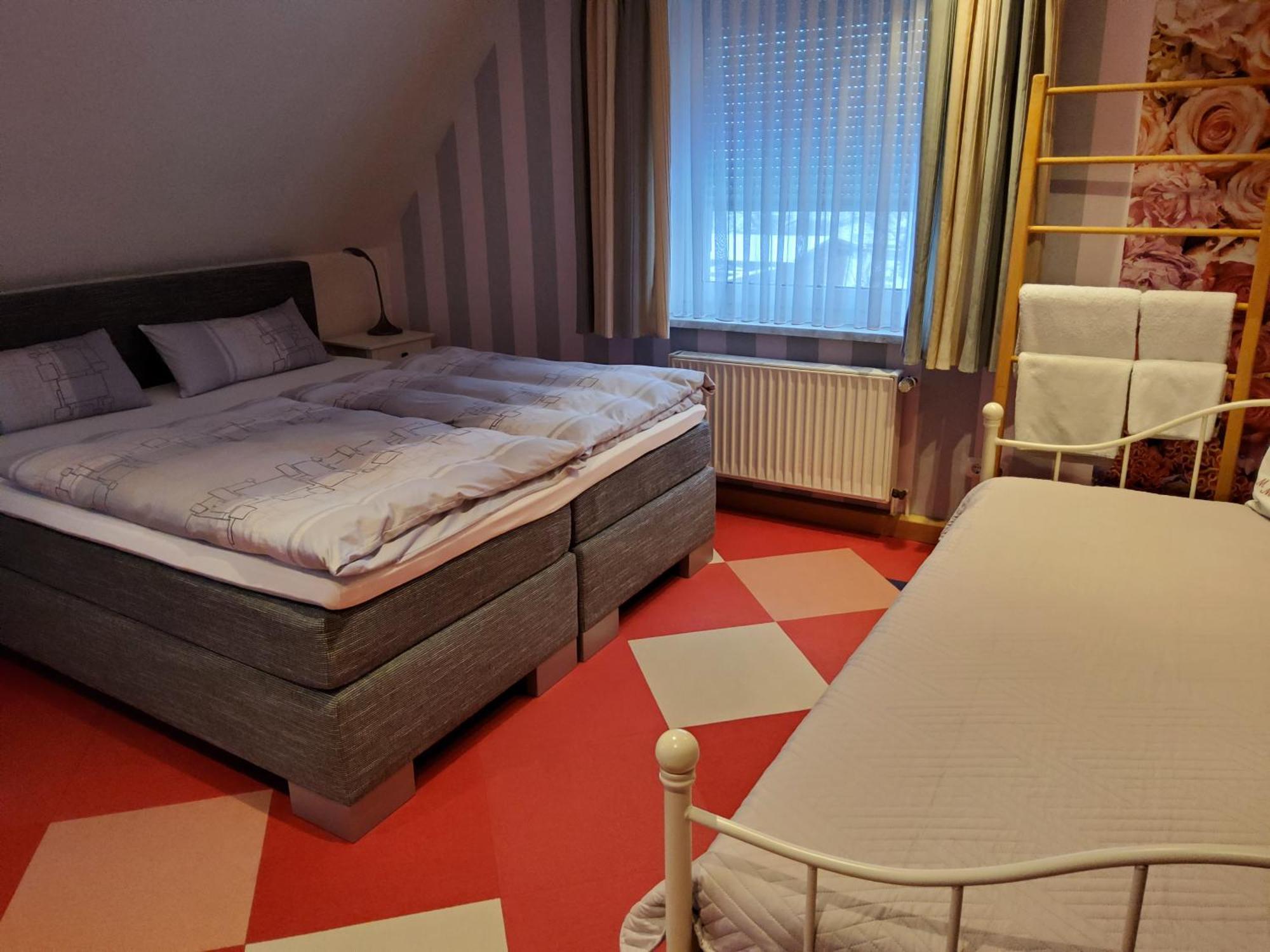 B & B Gaestehaus Schmidt Lichtenberg  Εξωτερικό φωτογραφία